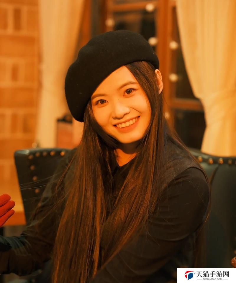 咖啡馆写真攻略（挖掘咖啡馆写真的美学魅力，流连于咖啡的香醇之中）